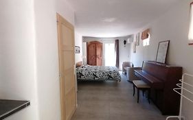 Hacienda Chambre Terrasse Parking Boite A Cles